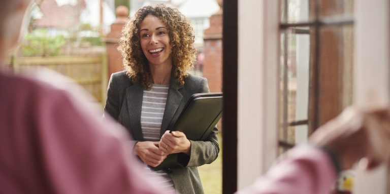Selling in a Quiet Season: Why Estate Agents in Dartford and Crayford Say Summer Could Work in Your Favour